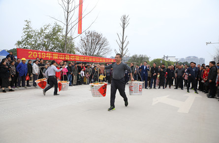 推介扶貧產業產品 