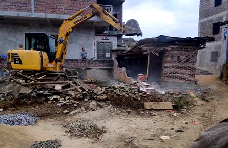 龍圩區新地鎮加快開展“三清三拆”整治工作