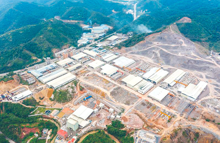 石材加工園機聲隆隆