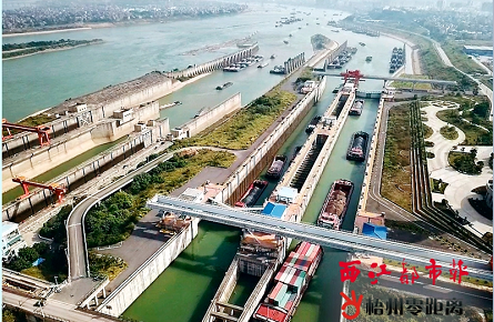 長洲水利樞紐滯航船舶達600多艘