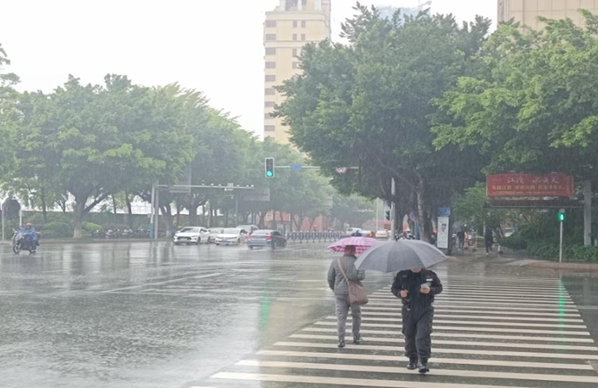 降雨天氣持續