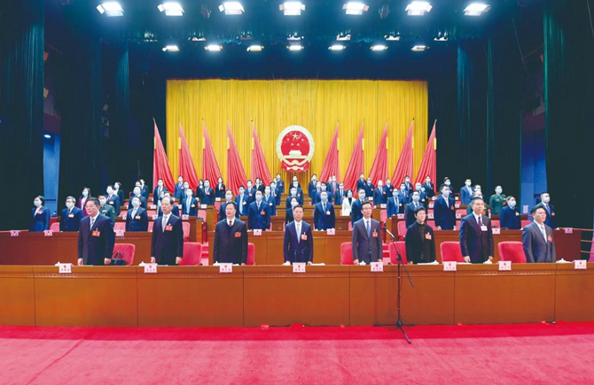 梧州市政協十三屆三次會議勝利閉幕