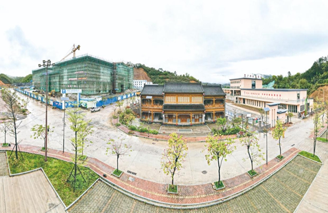 加快建設六堡茶特色小鎮產業園