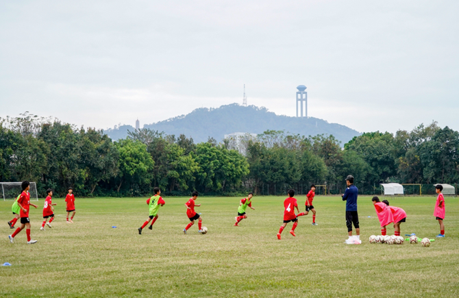 足球冬訓吹響“集結號”