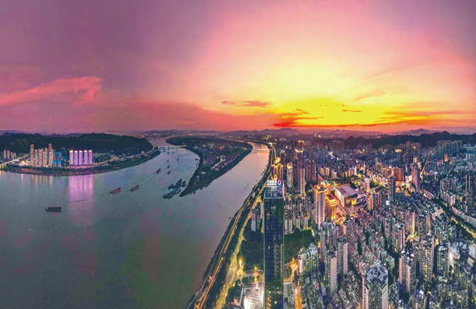 夏日浪漫畫卷徐徐鋪展