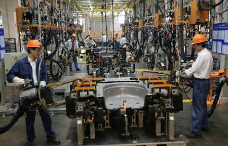 業(yè)內(nèi)人士建議政府采購轎車標準低至10萬元