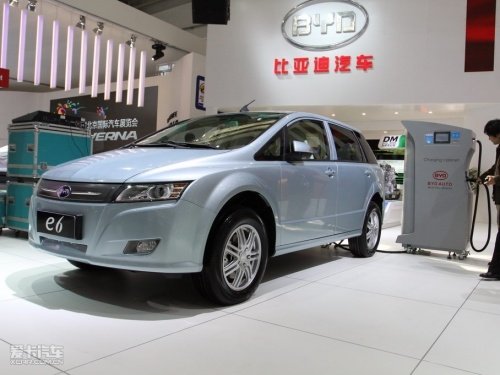 30萬的電動車 比亞迪E6純電動車9月上市